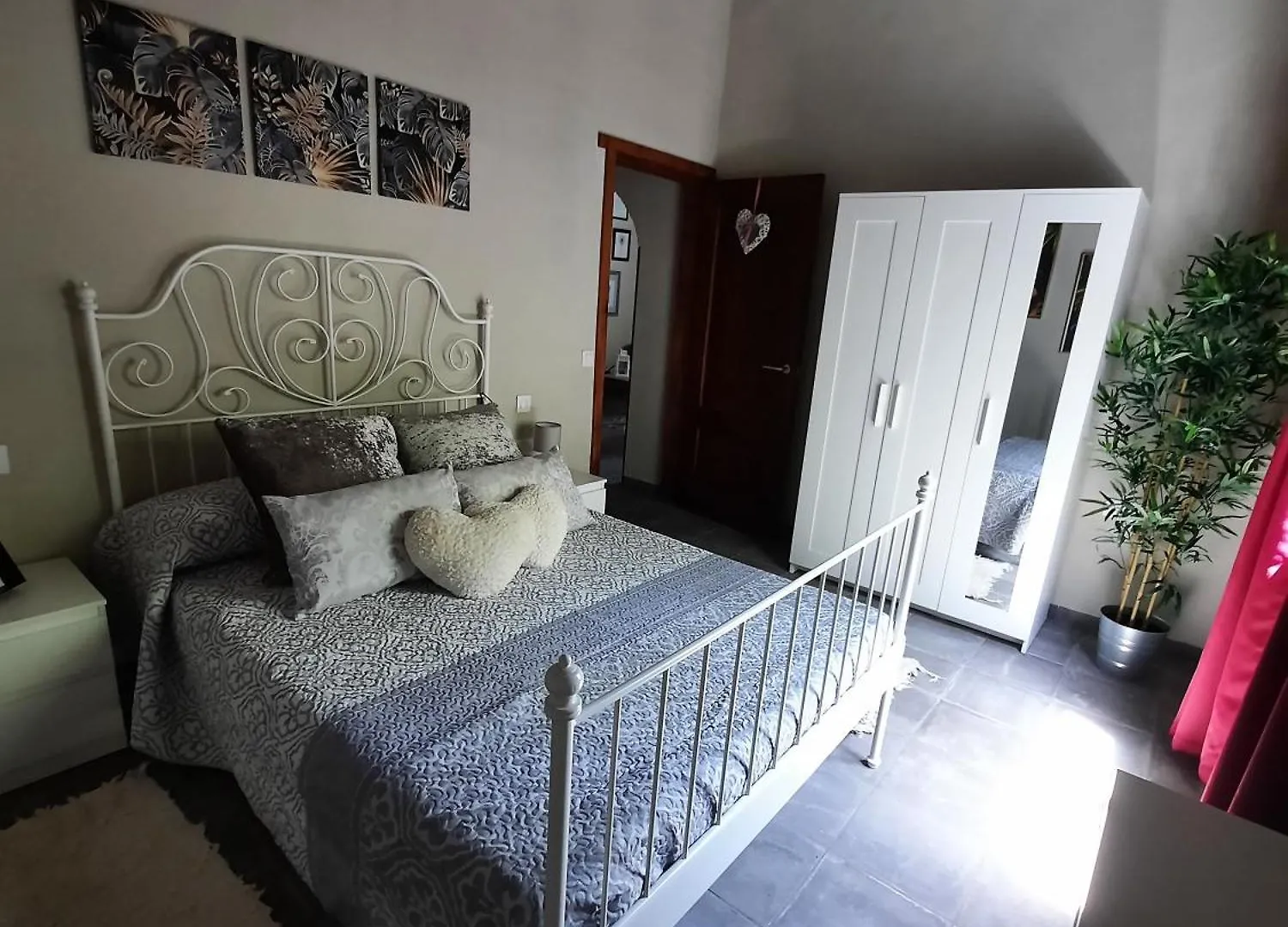 Casa Vulcania La Rosa 0*,  España
